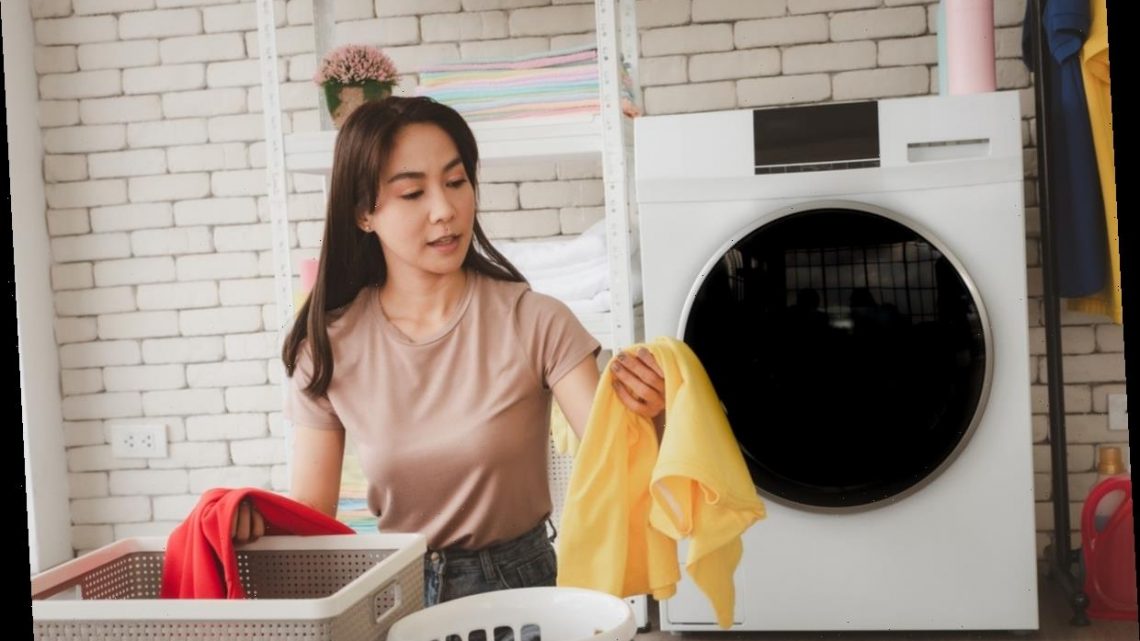 These Laundry Stripping Videos On TikTok Will Truly Make Your Jaw Drop