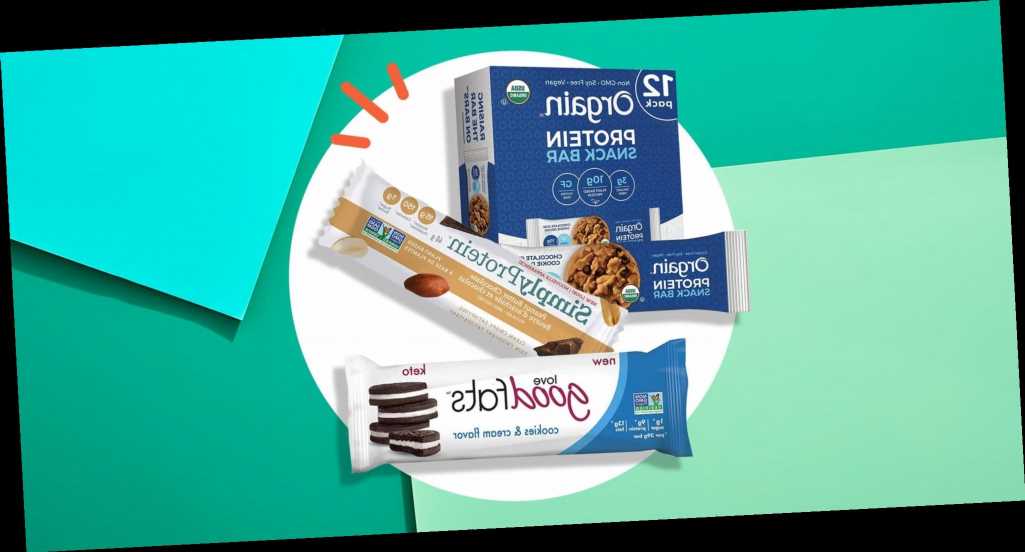 The 20 Best Low-Carb Protein Bars, According To Nutritionists
