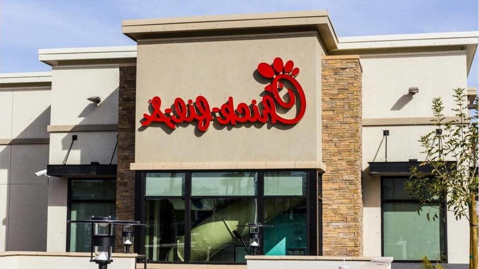 2 former Alabama Chick-fil-A employees indicted for scheming to steal 'hundreds of thousands of dollars'