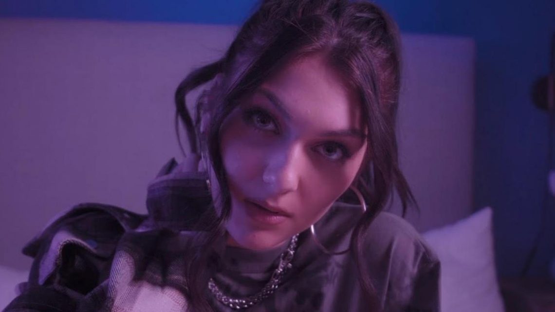 Julia Rizik Debuts New ‘Self Destructive’ Music Video – Exclusive Premiere!