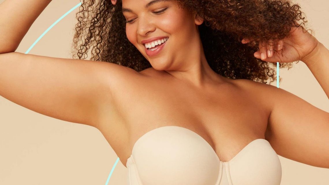 Not to Be Dramatic, But This Strapless Bra Changed My Life — and It's 40% Off Right Now