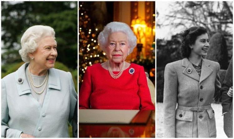 Queen’s ‘rare’ brooch for Christmas speech is so ‘eye-catching’ – ‘evokes strong memories’