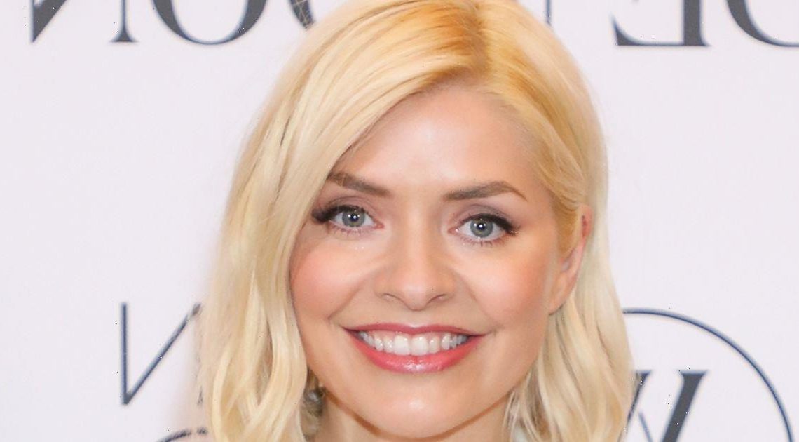 The best hair oils from £10 to shop in 2022, according to Holly Willoughby’s hairstylist