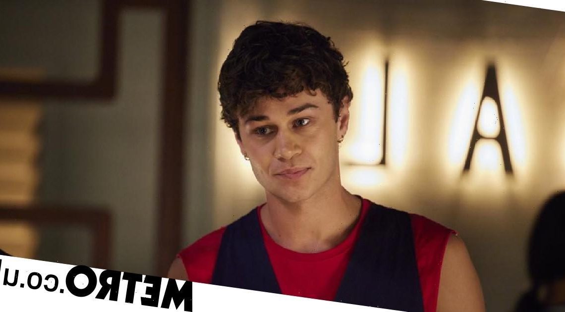 Theo reveals his secret talent and surprises everyone in Home and Away