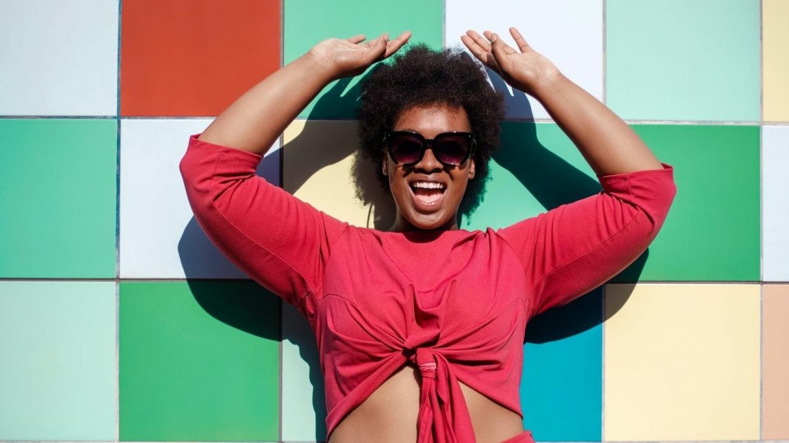 6 ways to guarantee a summer full of fun, whether you’re spending or saving