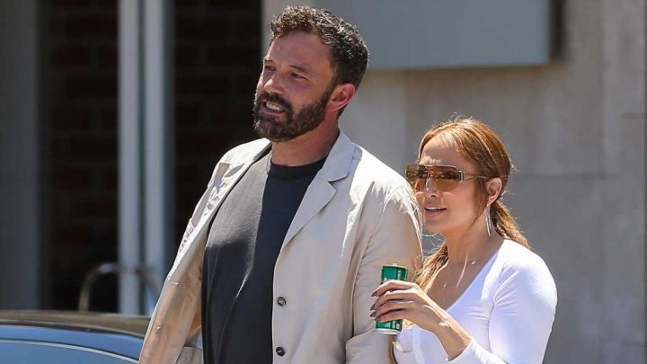 Jennifer Lopez and Ben Affleck Hold Hands While Chilling at a Rolls-Royce Dealership