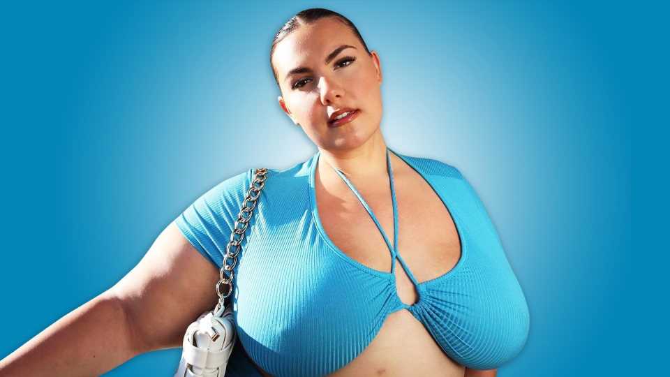 I'm a size 22 and airlines should give free extra seats – people don't get how hard it is to be 'fat', says Tally Sharp | The Sun