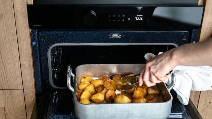 Chef shares simple ingredient swap for ‘totally golden’ roast potatoes