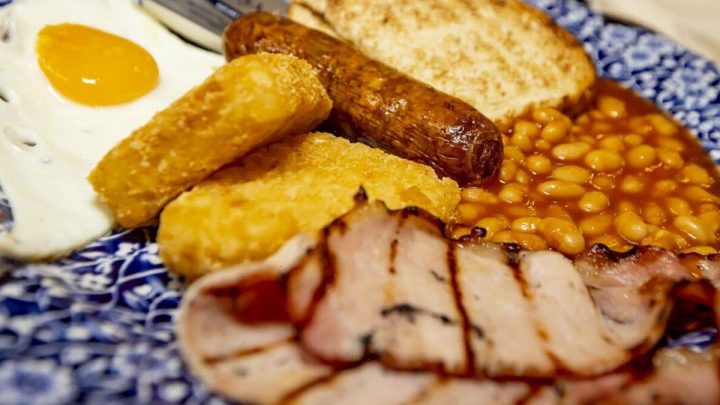 Wetherspoons announces change to breakfast hours in its pubs
