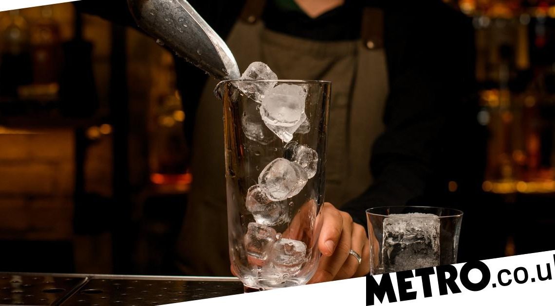 The 'bartender red flags' that give an amateur away in a heartbeat