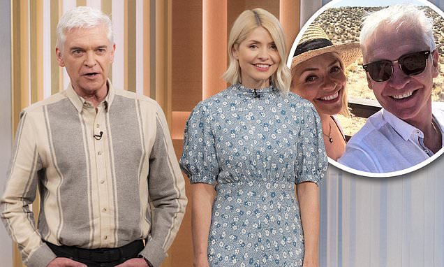 Holly Willoughby and Phillip Schofield&apos;s &apos;relationship has cooled&apos;