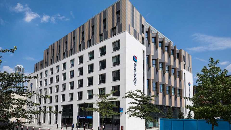 Travelodge has fancy new 'luxury' hotels & rooms only cost £20.50pp a night | The Sun