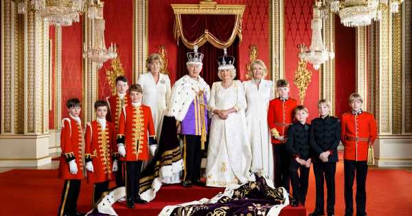 Who is who in new Coronation pictures as Prince George poses with Queen Camilla’s grandsons