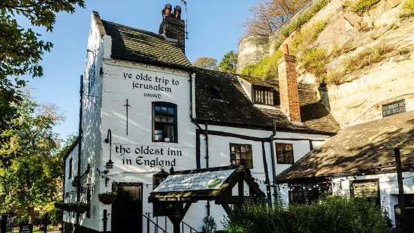 Discovering the darker side of Nottingham… including a &apos;haunted&apos; pub