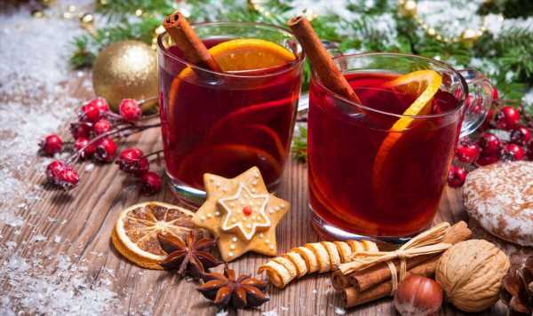 Make Mary Berry’s treacle spice traybake and Christmas mulled wine